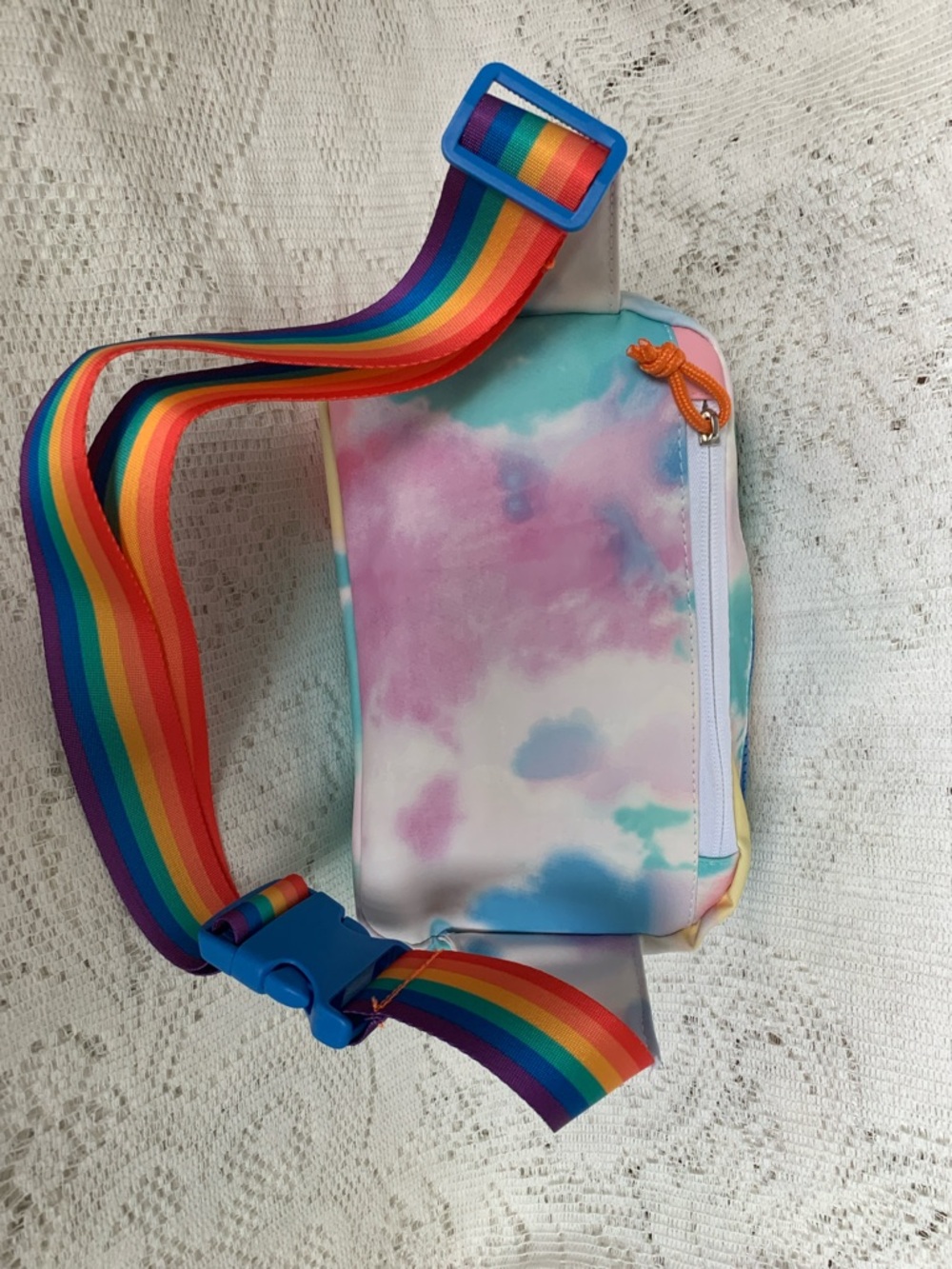 Disney World Parks EXCLUSIVE Castle Pride Collection Fanny Hip Pack - Picture 8 of 10
